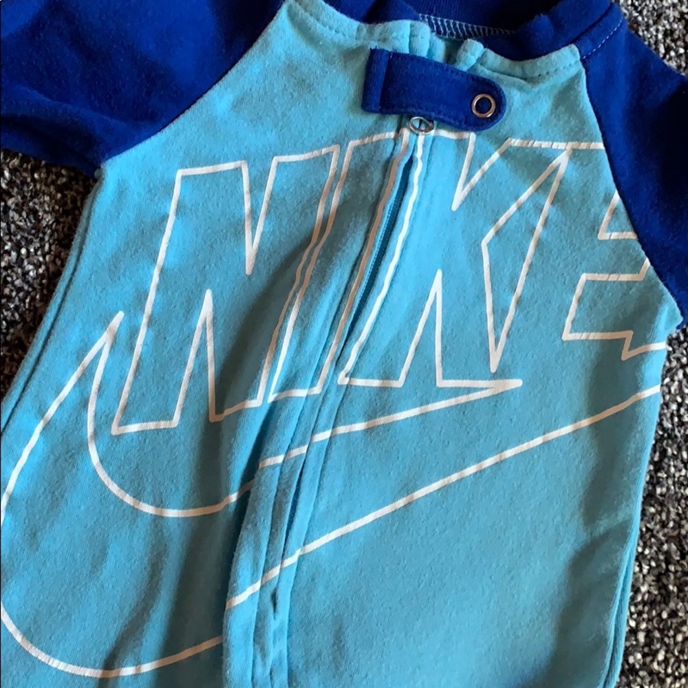 Nike sleeper